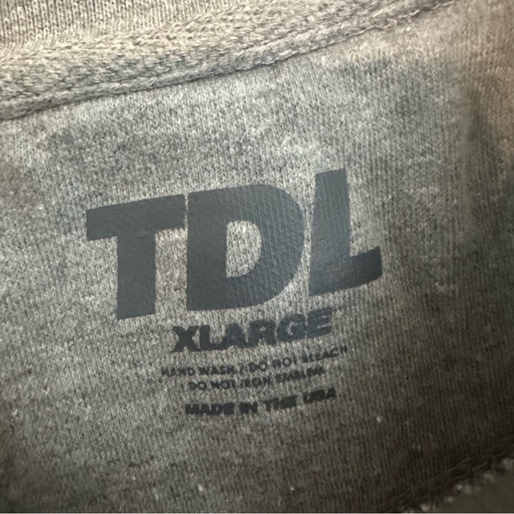 Men’s Sweatpants & Sweatshirt Bundle - Picture 9 of 13